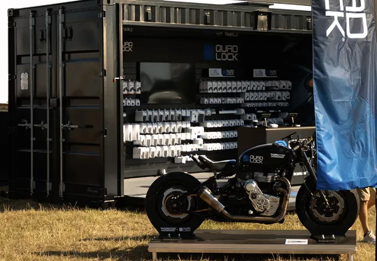 Supercharged bobber from Quad Lock and Thornton Hundred Motorcycles: Custom bike with 220 hp 28 Quadlock Custom Bike