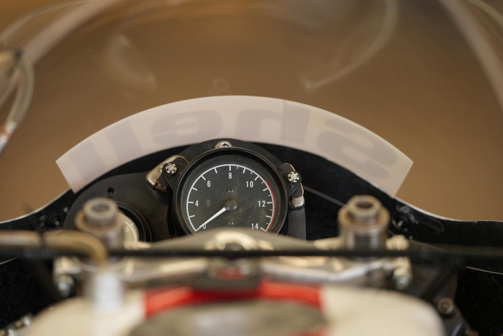 Verbindung über Generationen: Die außergewöhnliche Geschichte von Joey Dunlop, Jonathan Rea und der Yamaha TZ750 31 READUNLOP Image 2025 07 09 at 16.17.121