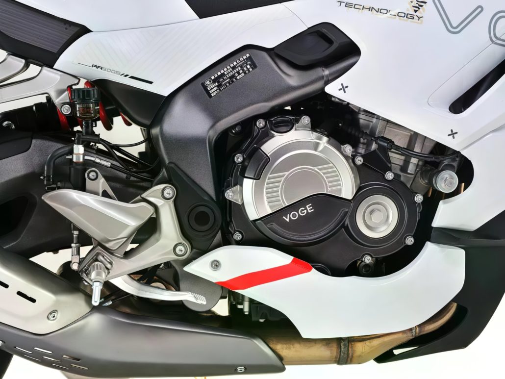 Voge RR500S: New sports bike from China with four cylinders and 14,000 rpm 48 Voge RR500S 3 1