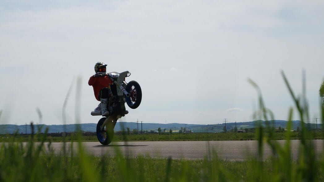 cropped Wheelie Big Bike Mees Motorcycles News