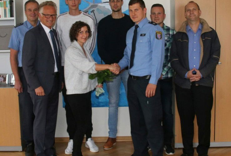 BelobigungFrauMehler e1572020269809