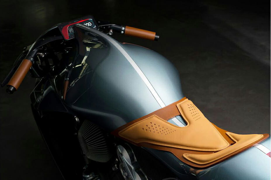 Aston Martin AMB 001 17