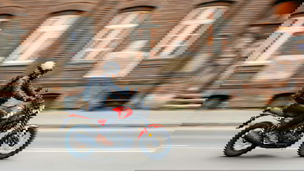 Yamaha XSR125 2021 19 1