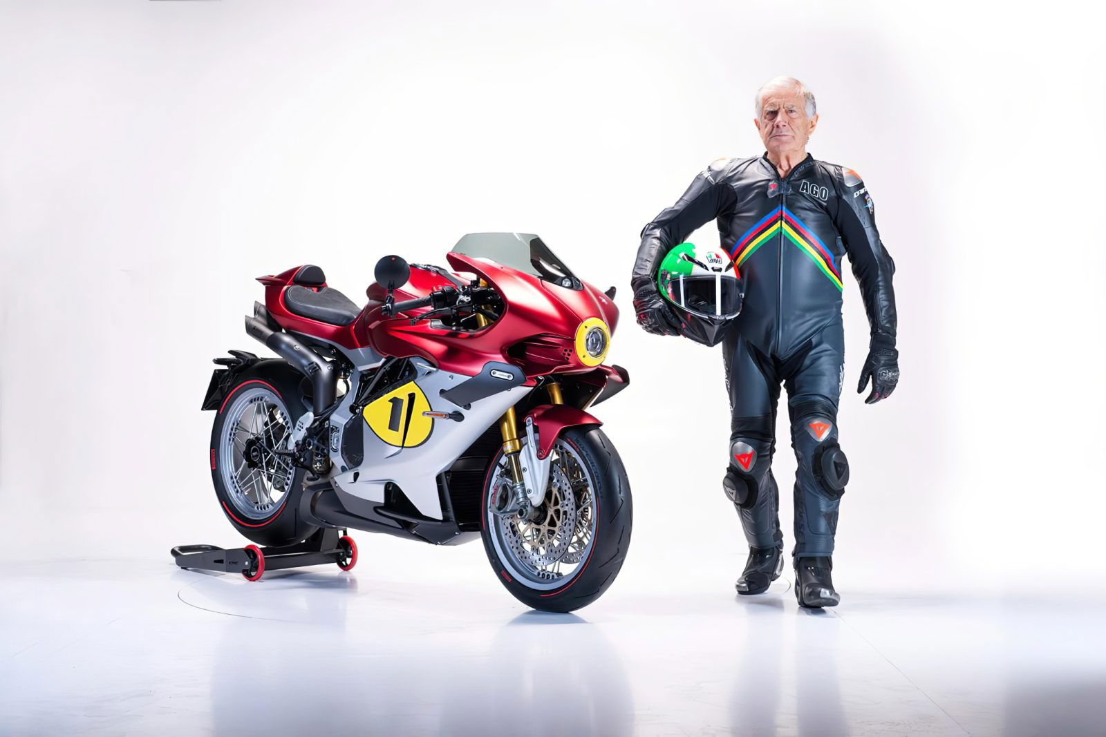 MV Agusta Superveloce 1000 Ago 8 1