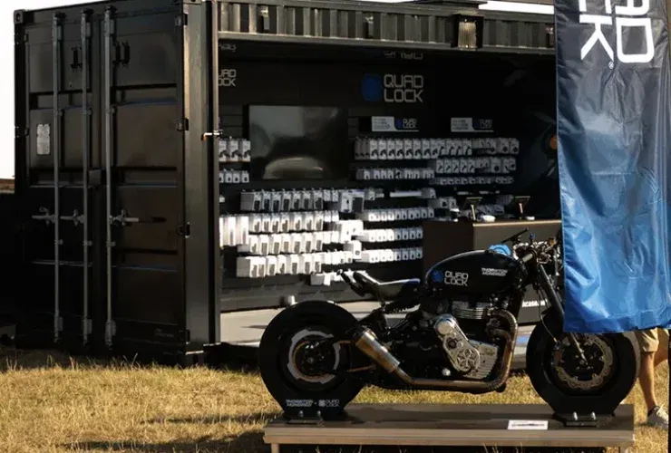 Quadlock Custom Bike