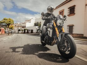 Suzuki GSX 8T 3