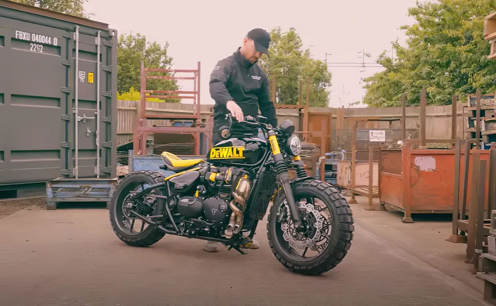 Thornton Hundred Motorcycles DeWalt Bobber 1