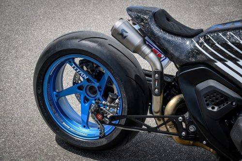 BMW R 1300 R TITAN (13)