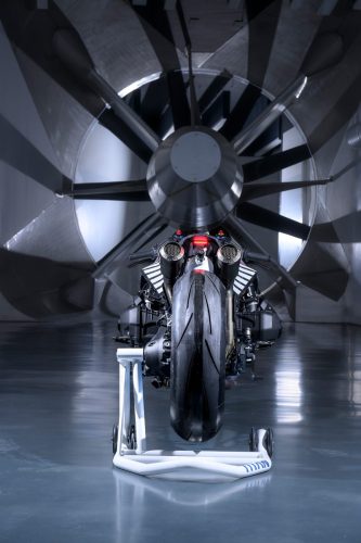BMW R 1300 R TITAN (4)